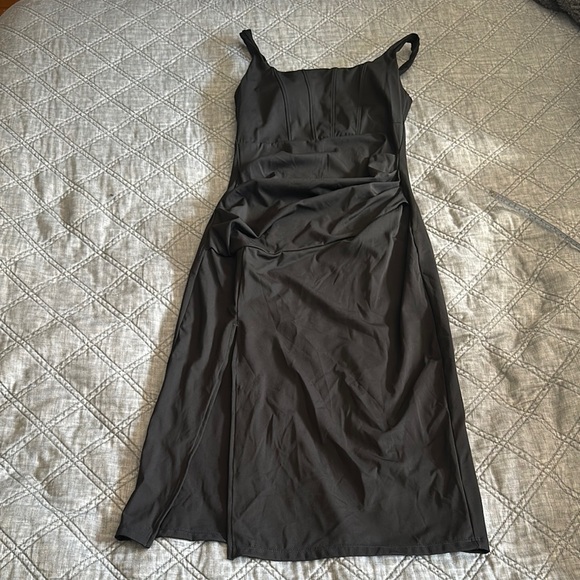 Halara Square Neck Backless Corset Ruched Split Bodycon Midi Casual Dress - Picture 2 of 8